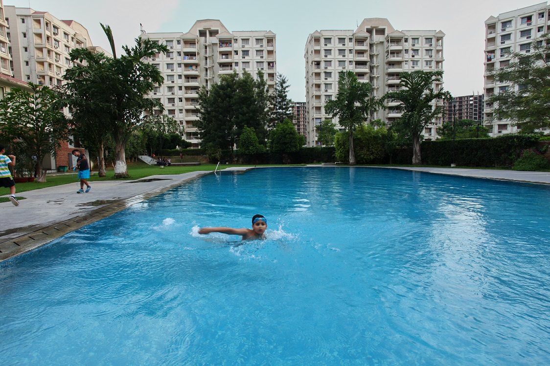 Kid Swimming at Ashiana Aangan Pool, Bhiwadi